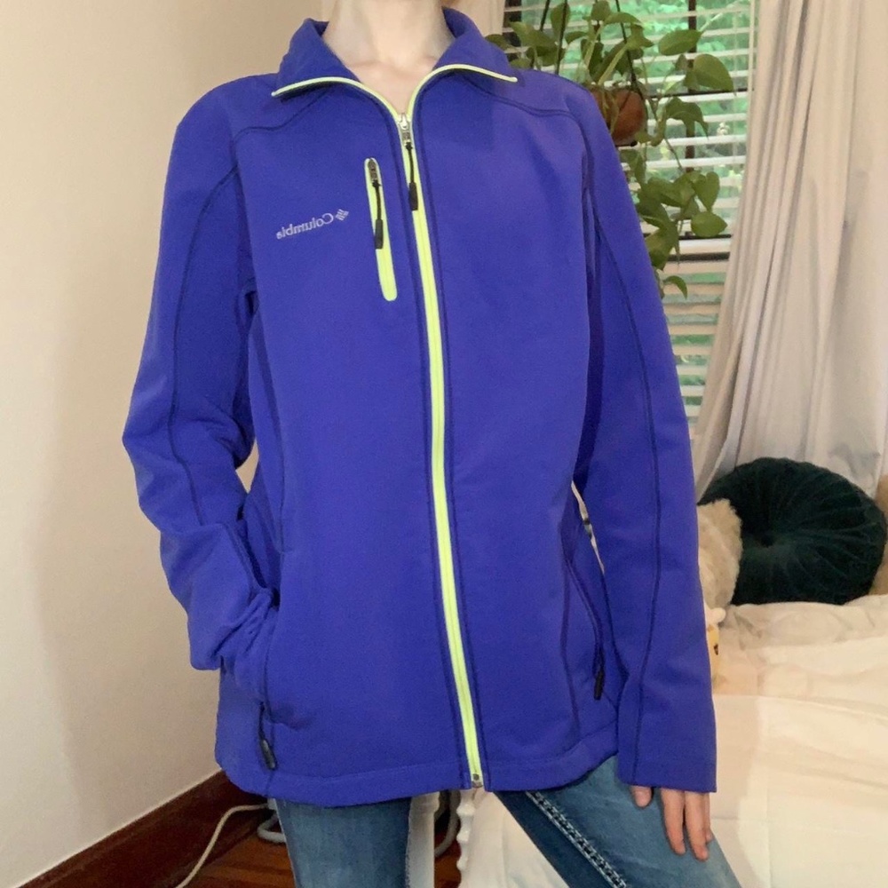 Columbia fleece lined neon purple windbreaker jacket